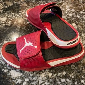 RARE! Nike Air Jordan Hydro 5 Slides, Men's Size 9, Red Black White 820257-601